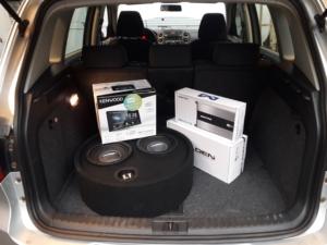 VW Tiguan Soundsystem upgrade Mit Gladen, Ampire und Kenwood Radio