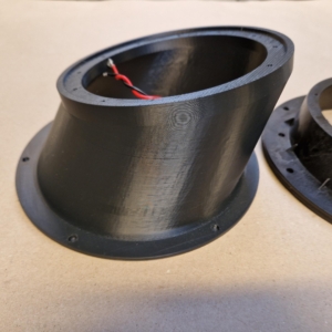 3D gedruckte Lautsprecher Adaptrerringe, speziell für den VW T5 und T6.